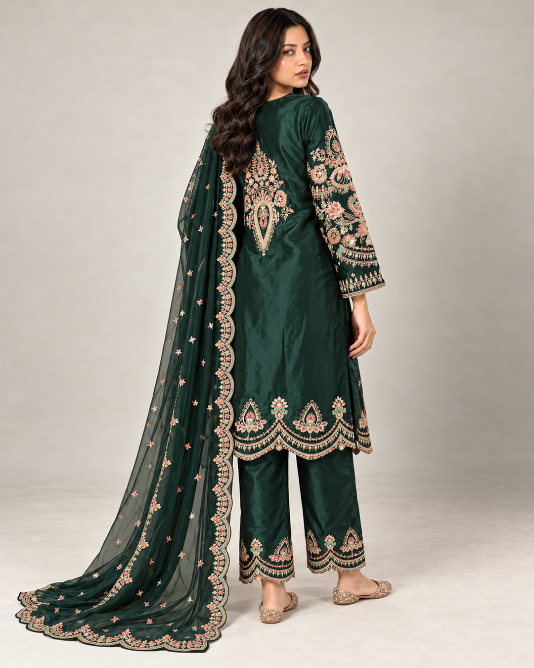 Aagha Noor Inspired 3pc